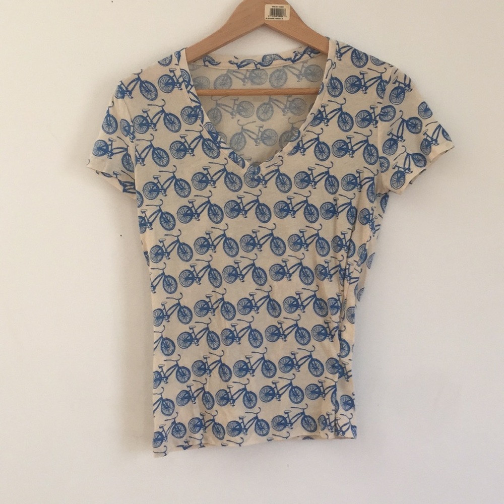 BDG v-neck bicycle shirt